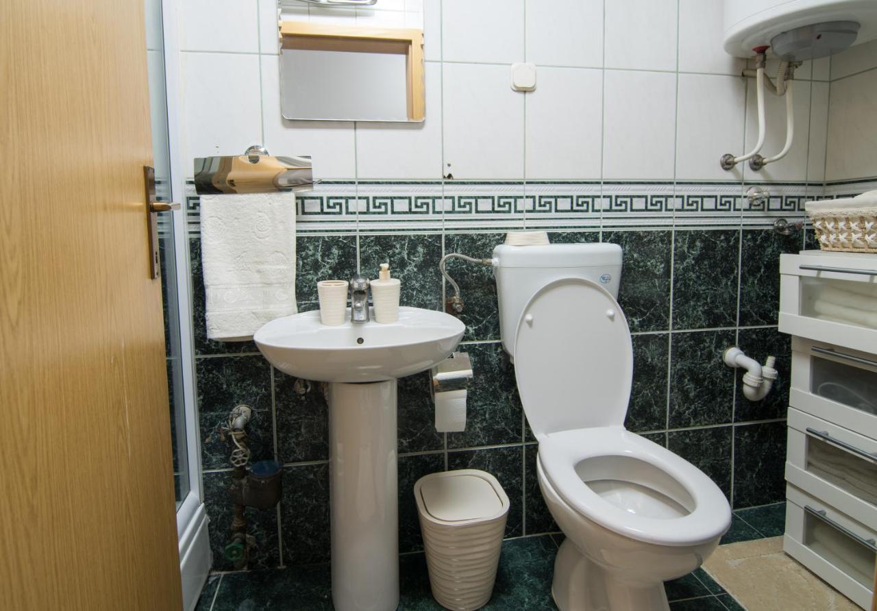 M Place Skopje Buitenkant foto